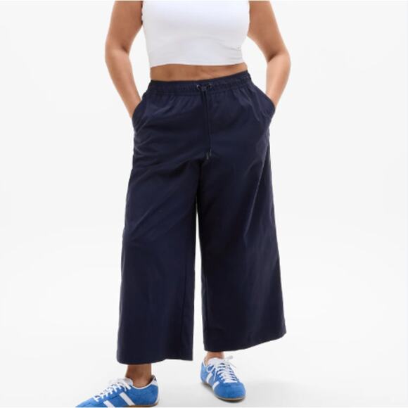 Athleta Midday Mid Rise Crop Poplin Pant Wide Leg Navy Blue Large - Picture 1 of 11